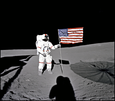 astronaut clip art. domain clip art image