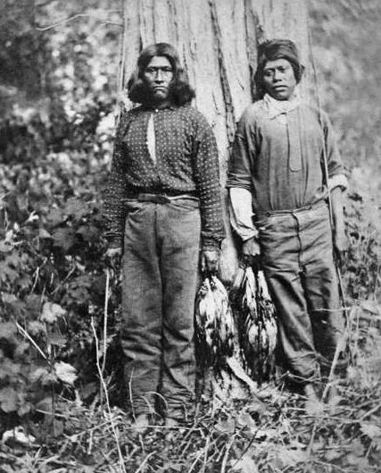 Paiute indian men w fish