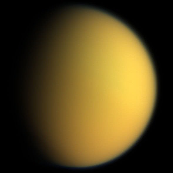 Titan natural color