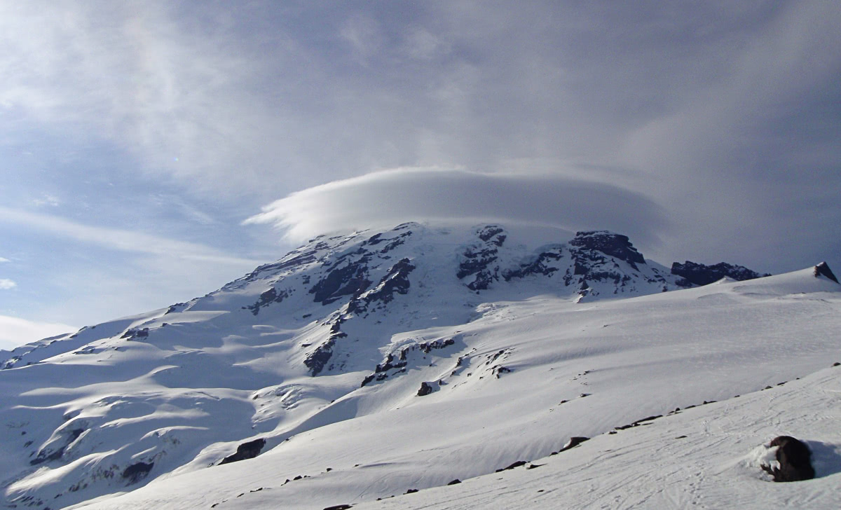 lenticular cloud on mountain